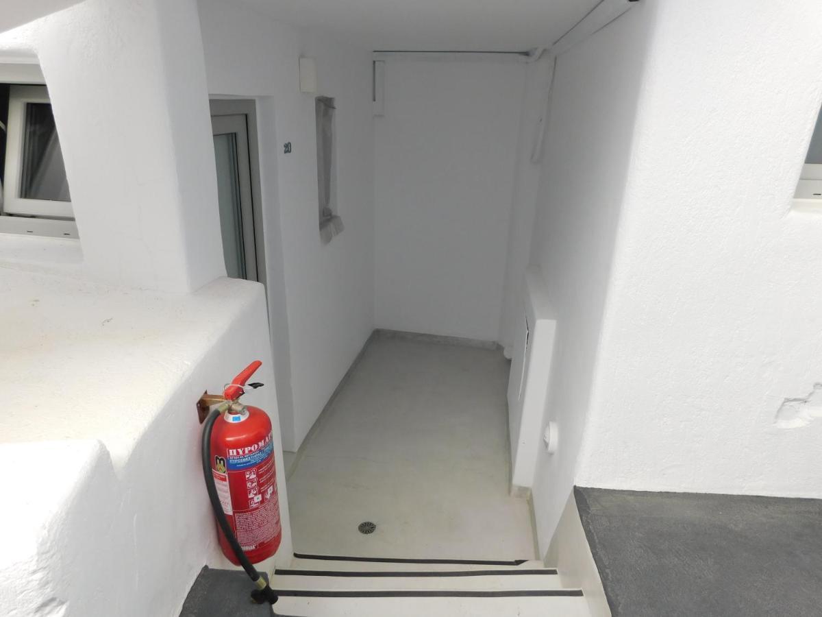 Calm Center Rooms Fira  Exterior foto